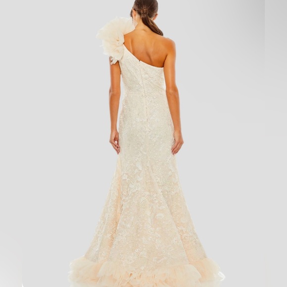 Mac Duggal One Shoulder Ruffle High Low Tulle Gown - Picture 2 of 4